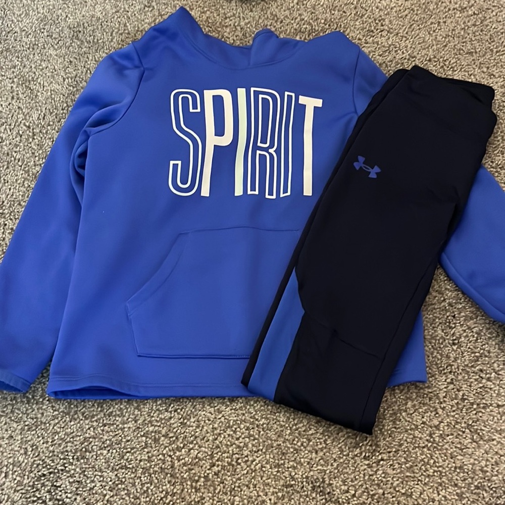 Under Armour top and bottom set